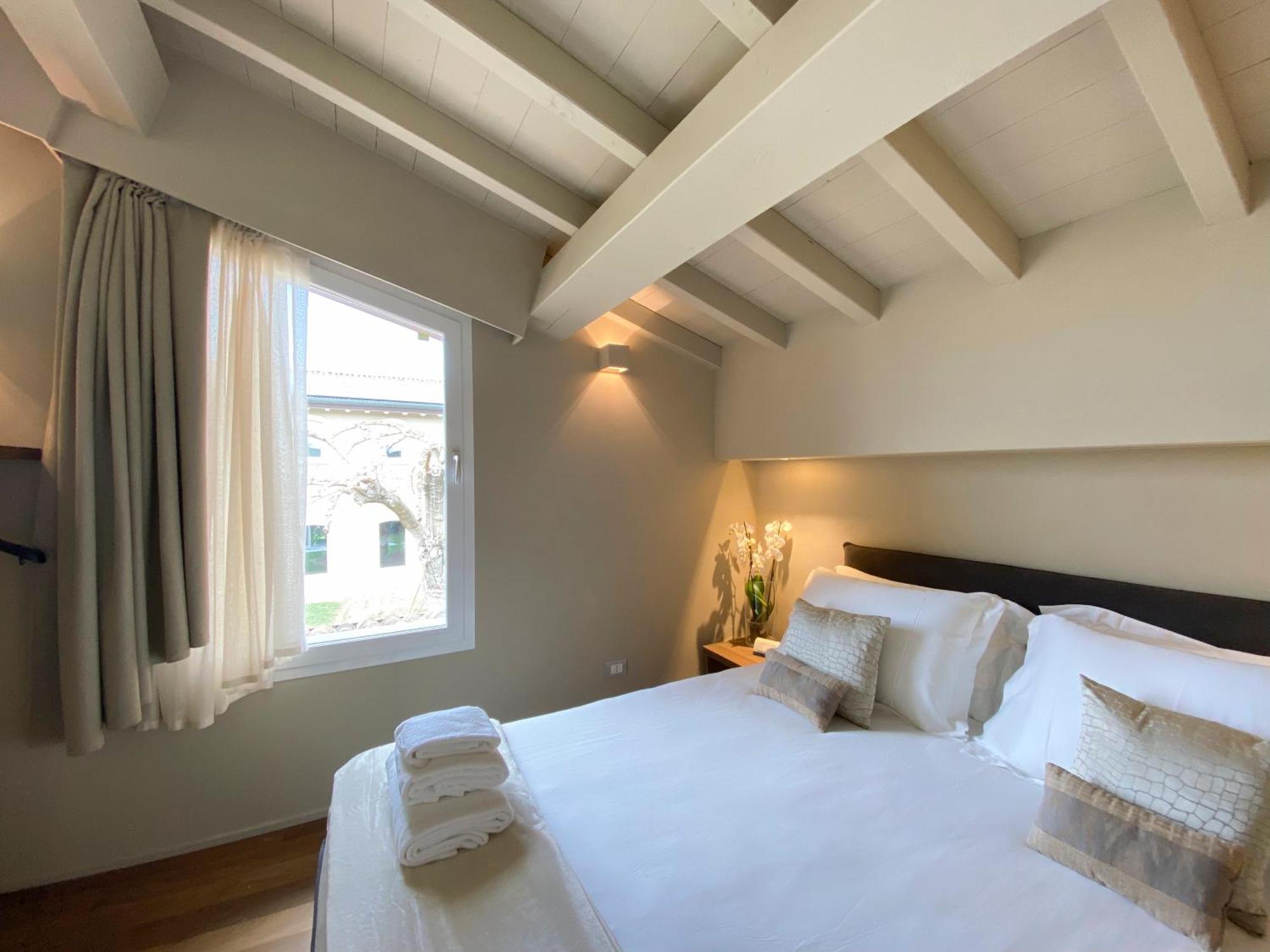 Time To Relax - Lago Di Garda - Adults Only ポンティ・スル・ミンチョ エクステリア 写真